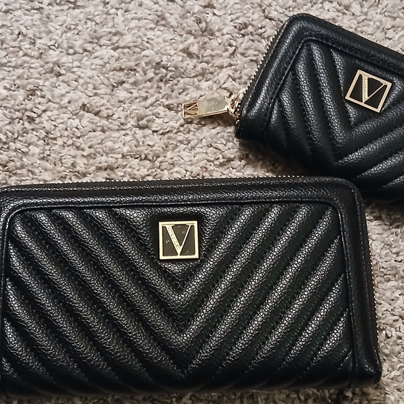 🖤✨ Victoria’s Secret Quilted Wallet Bundle | NWOT ✨🖤 - Picture 8 of 9